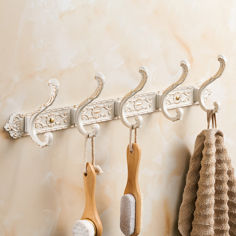 Traditional Bath Hardware Set White Bathroom Accessories Hardware Set Row Hook-5 Hooks Clearhalo 'Bathroom Hardware Sets' 'Bathroom Hardware' 'Bathroom Remodel & Bathroom Fixtures' 'bathroom_hardware_sets' 'Home Improvement' 'home_improvement' 'home_improvement_bathroom_hardware_sets' 6997480