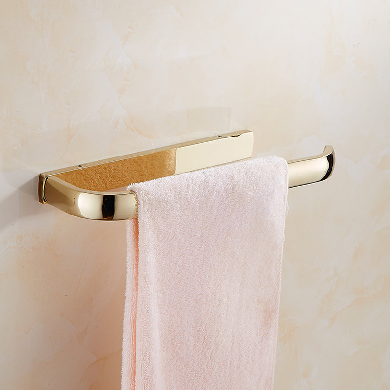 Traditional Style Golden Bathroom Accessory as Individual or as a Set Towel Ring Clearhalo 'Bathroom Hardware Sets' 'Bathroom Hardware' 'Bathroom Remodel & Bathroom Fixtures' 'bathroom_hardware_sets' 'Home Improvement' 'home_improvement' 'home_improvement_bathroom_hardware_sets' 6997975