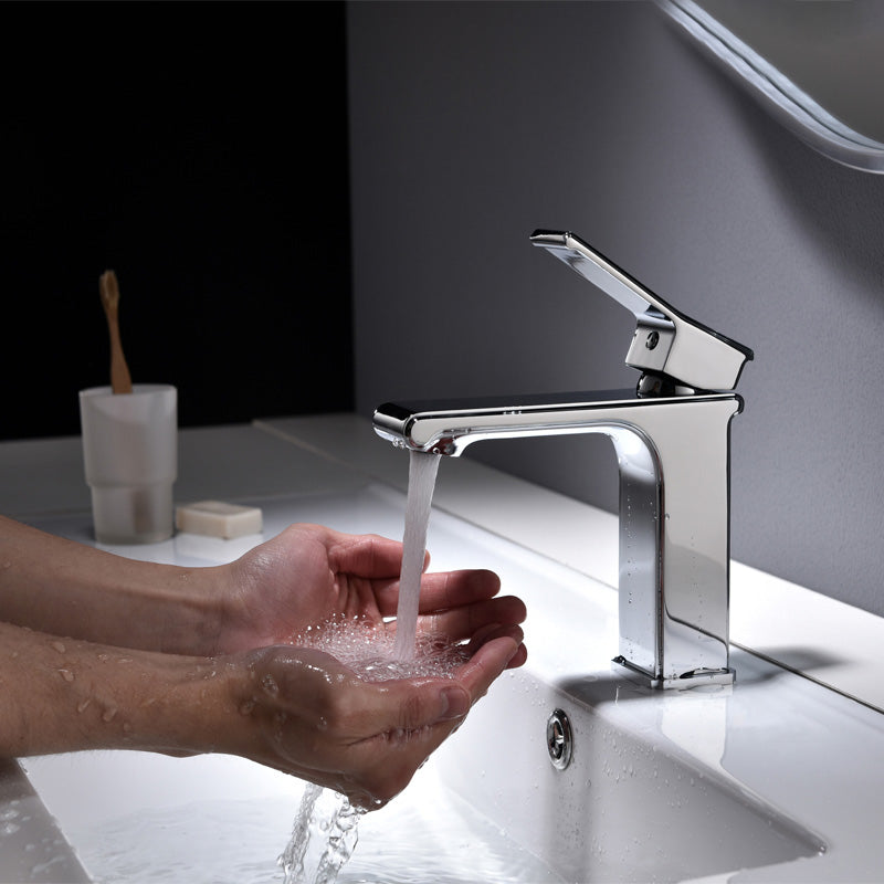 Modern Lever Handles Sink Faucet Chrome Square Bathroom Sink Faucet Clearhalo 'Bathroom Remodel & Bathroom Fixtures' 'Bathroom Sink Faucets' 'Bathroom Sinks & Faucet Components' 'bathroom_sink_faucets' 'Home Improvement' 'home_improvement' 'home_improvement_bathroom_sink_faucets' 7010666