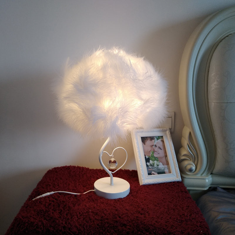 Feather Table Lighting Modernism Fabric 1-Light Bedside Nightstand Lamp in White with Crystal Droplet Clearhalo 'Lamps' 'Table Lamps' Lighting' 702930