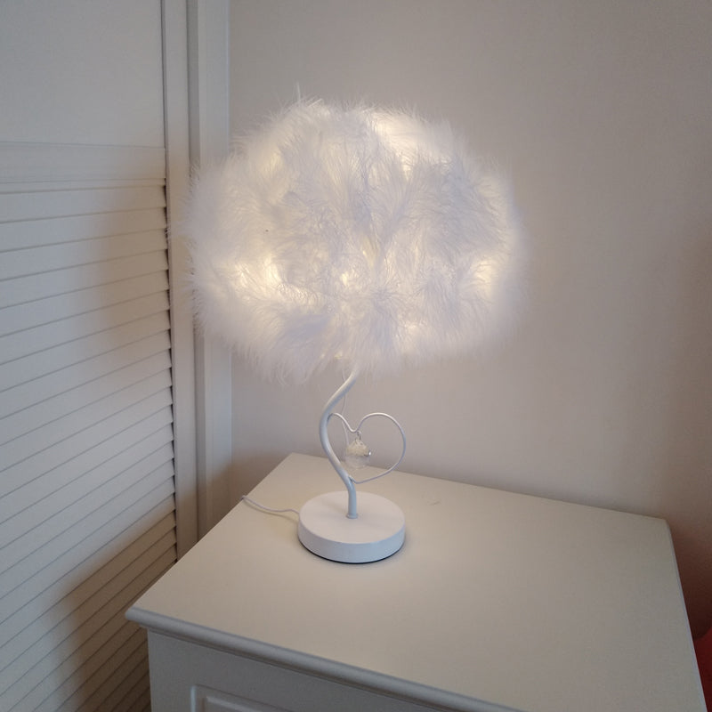 Feather Table Lighting Modernism Fabric 1-Light Bedside Nightstand Lamp in White with Crystal Droplet Clearhalo 'Lamps' 'Table Lamps' Lighting' 702931