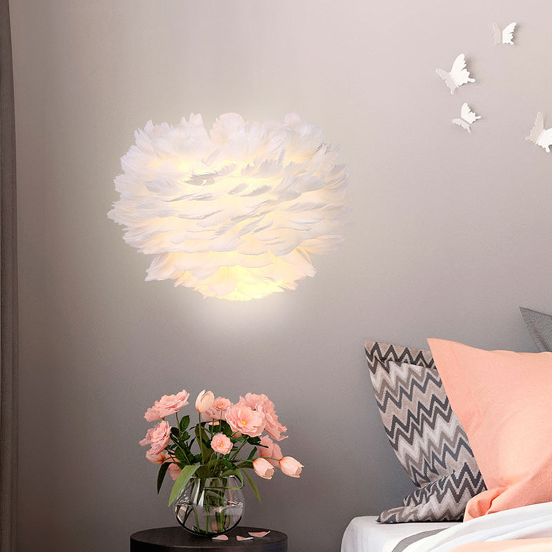 White Feather Flush Wall Sconce Contemporary 1 Bulb Fabric Wall Mounted Light for Bedside Clearhalo 'Modern wall lights' 'Modern' 'Wall Lamps & Sconces' 'Wall Lights' Lighting' 702972