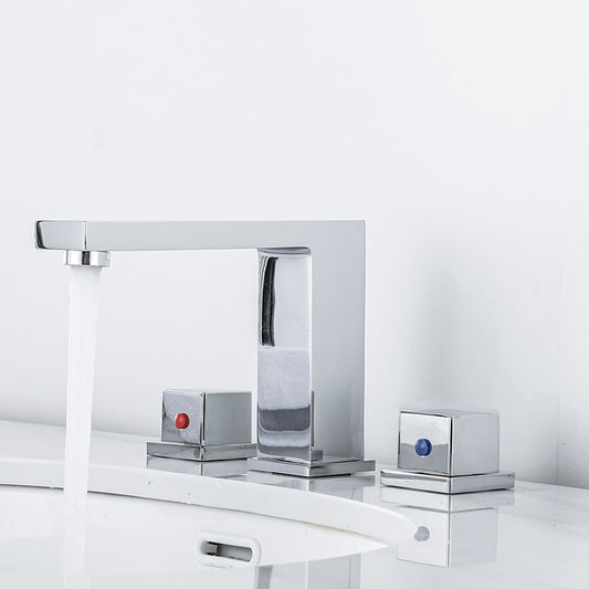 Metal Wide Spread Bathroom Faucet Modern Two-Handle Vanity Sink Faucet Clearhalo 'bathroom_sink_faucets' 'Conjunta de Baño y Conjunta de Grifo' 'Coronamiento de Baño y Dispositivo de Baño' 'Grifo del lavabo del baño' 'Hogar' 'home_improvement' 'home_improvement_bathroom_sink_faucets' 'Mejoras para el hogar' 7050651