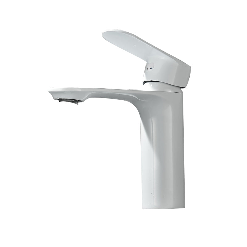 Bathroom Sink Faucet Lever Handle Brass Solid Color Washroom Faucet Clearhalo 'Bathroom Remodel & Bathroom Fixtures' 'Bathroom Sink Faucets' 'Bathroom Sinks & Faucet Components' 'bathroom_sink_faucets' 'Home Improvement' 'home_improvement' 'home_improvement_bathroom_sink_faucets' 7078532