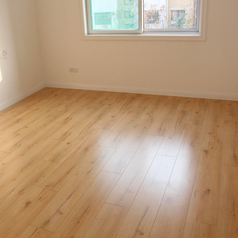 Wooden Laminate Rectangular Click Lock Scratch Resistant Waterproof Laminate Floor Natural Clearhalo 'Flooring 'Home Improvement' 'home_improvement' 'home_improvement_laminate_flooring' 'Laminate Flooring' 'laminate_flooring' Walls and Ceiling' 7097589