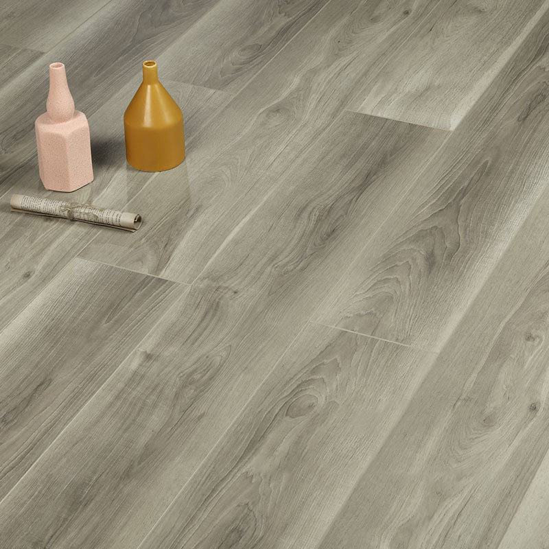 Wooden Laminate Rectangular Click Lock Scratch Resistant Waterproof Laminate Floor Brown Grey Clearhalo 'Flooring 'Home Improvement' 'home_improvement' 'home_improvement_laminate_flooring' 'Laminate Flooring' 'laminate_flooring' Walls and Ceiling' 7097600