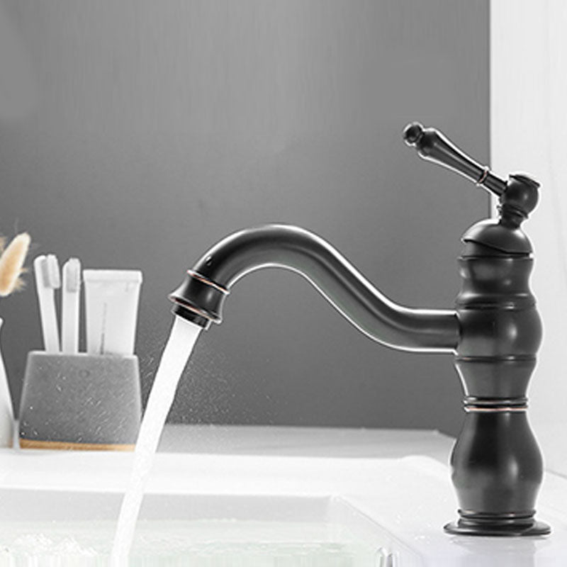 Vintage Bathroom Tube Faucet One Handle Flush Mount Bathtub Faucet Clearhalo 'Bathroom Remodel & Bathroom Fixtures' 'Bathtub Faucets' 'bathtub_faucets' 'Home Improvement' 'home_improvement' 'home_improvement_bathtub_faucets' 7100897