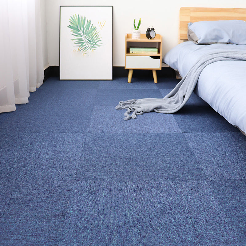 Modern Carpet Floor Tile Self Adhesive Level Loop Stain Resistant Carpet Tile Royal Blue 4-Piece Set Clearhalo 'Carpet Tiles & Carpet Squares' 'carpet_tiles_carpet_squares' 'Flooring 'Home Improvement' 'home_improvement' 'home_improvement_carpet_tiles_carpet_squares' Walls and Ceiling' 7110296