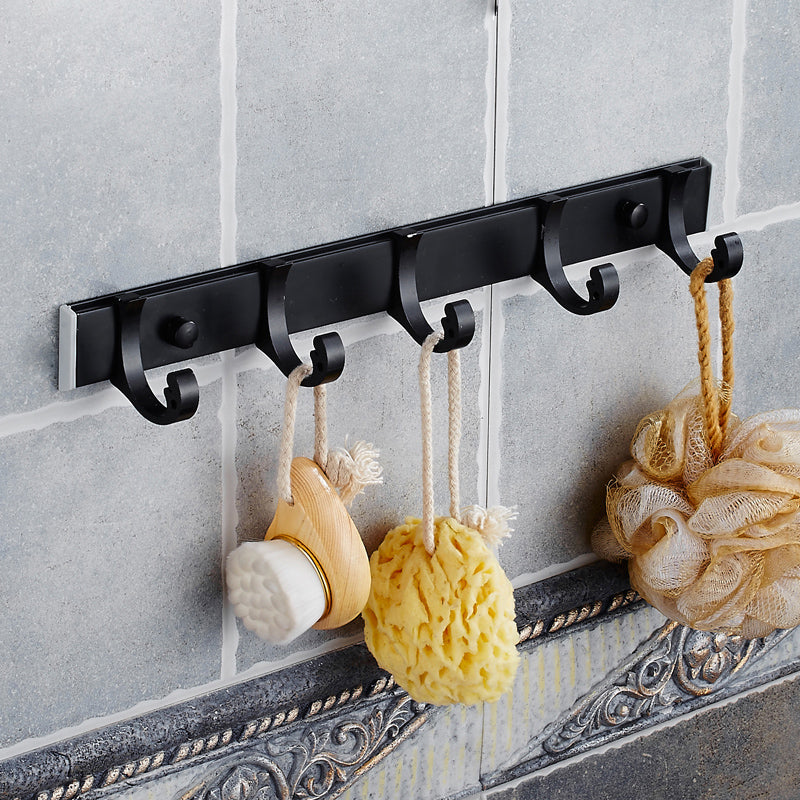 Modern Bathroom Accessories Hardware Set Black Accessories Hardware Set Row Hook-5 Hooks Clearhalo 'Bathroom Hardware Sets' 'Bathroom Hardware' 'Bathroom Remodel & Bathroom Fixtures' 'bathroom_hardware_sets' 'Home Improvement' 'home_improvement' 'home_improvement_bathroom_hardware_sets' 7116156