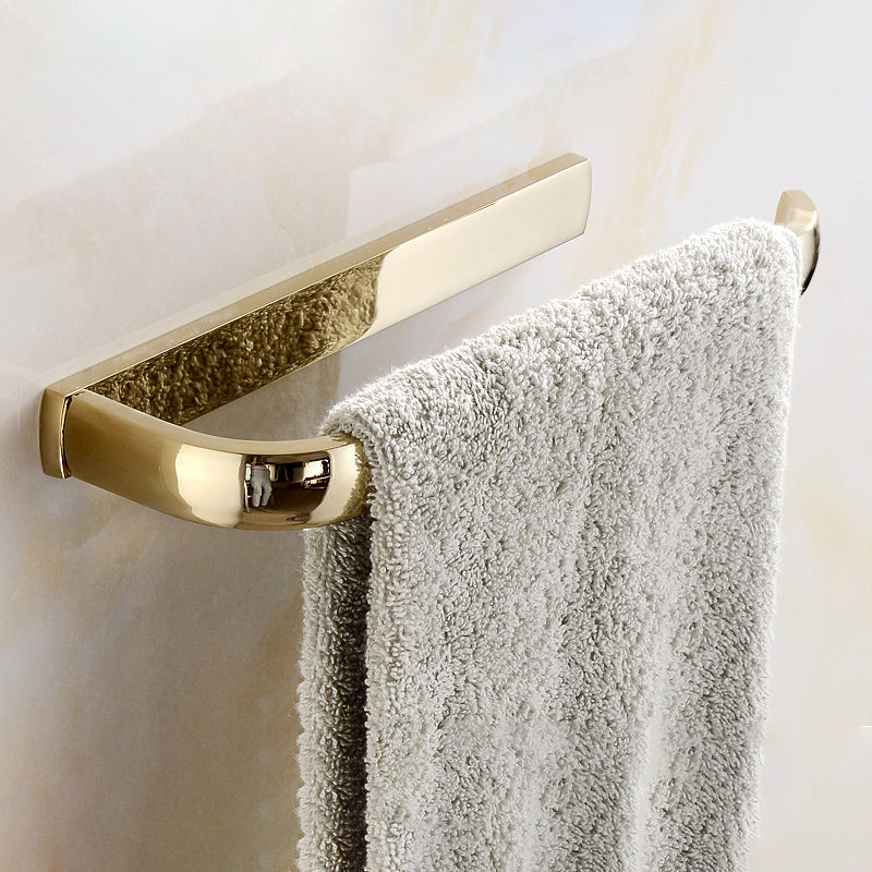 Chrome/Gold Bathroom Accessory Set Modern Metal Bathroom Hardware Set Gold Towel Bar Clearhalo 'Bathroom Hardware Sets' 'Bathroom Hardware' 'Bathroom Remodel & Bathroom Fixtures' 'bathroom_hardware_sets' 'Home Improvement' 'home_improvement' 'home_improvement_bathroom_hardware_sets' 7118031