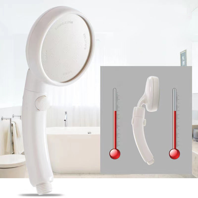 Plastic Handheld Shower Head White Standard Spray Round Wall Mount Swivel Shower Head Clearhalo 'Bathroom Remodel & Bathroom Fixtures' 'Home Improvement' 'home_improvement' 'home_improvement_shower_heads' 'Shower Heads' 'shower_heads' 'Showers & Bathtubs Plumbing' 'Showers & Bathtubs' 7119584