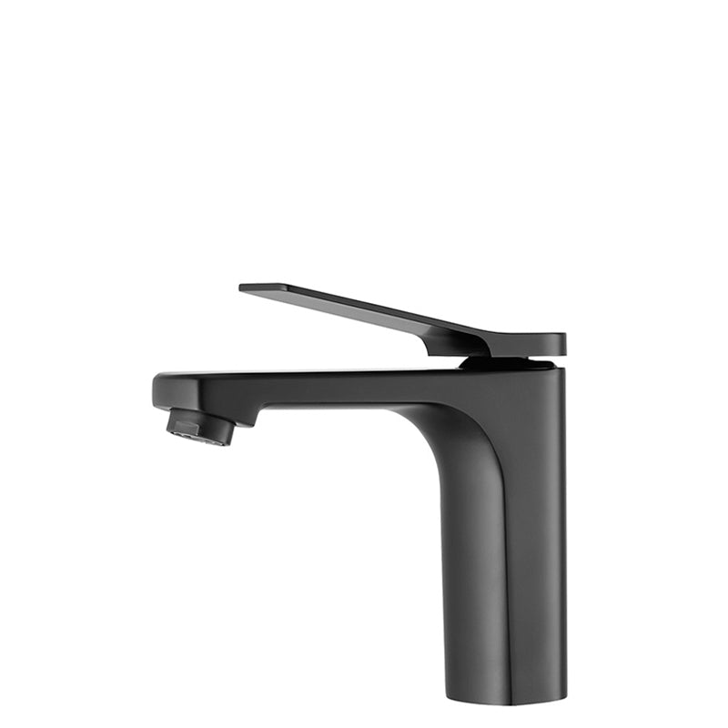 Contemporary Vessel Sink Faucet Lever Handle Low Arc Bathroom Vessel Faucet Clearhalo 'Bathroom Remodel & Bathroom Fixtures' 'Bathroom Sink Faucets' 'Bathroom Sinks & Faucet Components' 'bathroom_sink_faucets' 'Home Improvement' 'home_improvement' 'home_improvement_bathroom_sink_faucets' 7119623