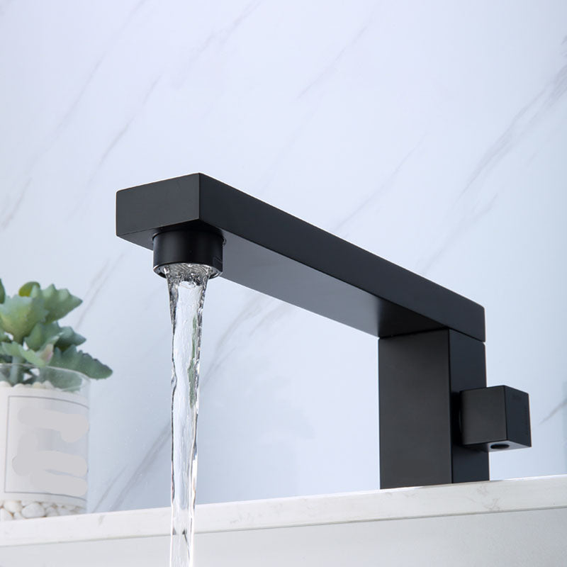 Modern Tub Filler Trim Copper with Hand Shower Deck-Mount Roman Tub Set Clearhalo 'Bathroom Remodel & Bathroom Fixtures' 'Bathtub Faucets' 'bathtub_faucets' 'Home Improvement' 'home_improvement' 'home_improvement_bathtub_faucets' 7126811