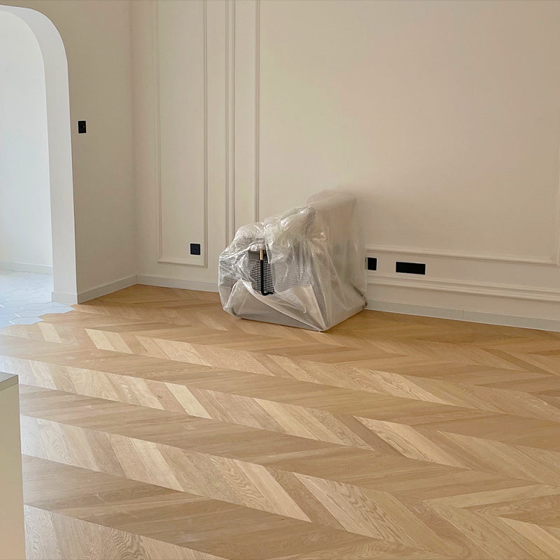 Click-Locking Plank Flooring Solid Wood Contemporary Hardwood Deck Tiles Beige Clearhalo 'Flooring 'Hardwood Flooring' 'hardwood_flooring' 'Home Improvement' 'home_improvement' 'home_improvement_hardwood_flooring' Walls and Ceiling' 7127611