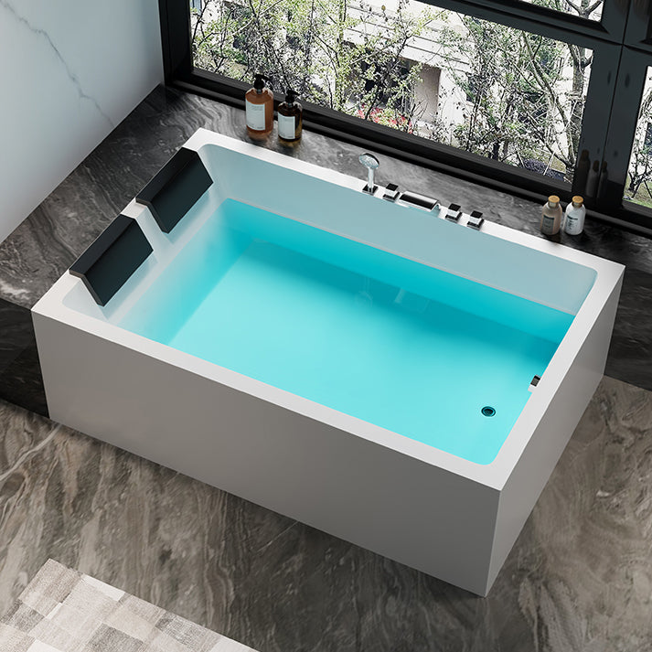 Modern Soaking Freestanding Bathtub White Acrylic Rectangular Bath Tub -  Clearhalo