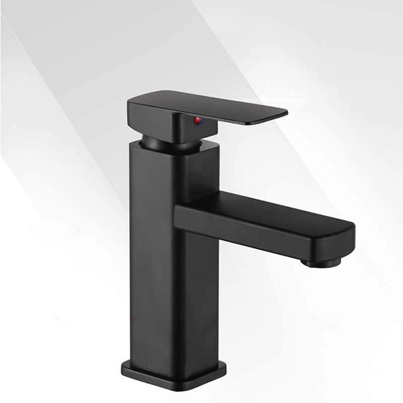 Vessel Sink Bathroom Faucet Lever Handle Low Arc Vessel Faucet Clearhalo 'Bathroom Remodel & Bathroom Fixtures' 'Bathroom Sink Faucets' 'Bathroom Sinks & Faucet Components' 'bathroom_sink_faucets' 'Home Improvement' 'home_improvement' 'home_improvement_bathroom_sink_faucets' 7147141