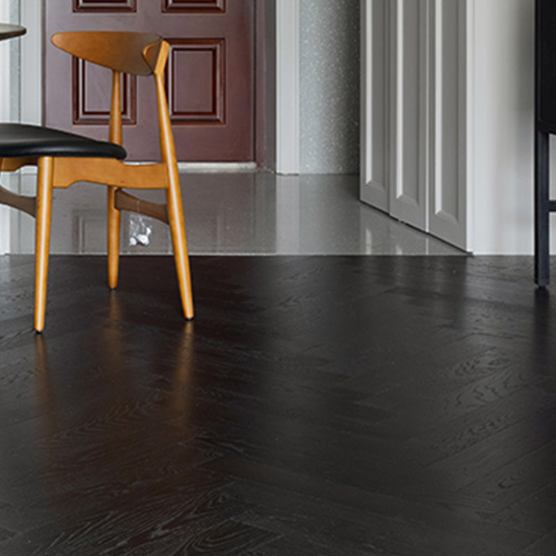 Smooth Oak Wood Hardwood Flooring Contemporary Waterproof Solid Wood Flooring Black Clearhalo 'Flooring 'Hardwood Flooring' 'hardwood_flooring' 'Home Improvement' 'home_improvement' 'home_improvement_hardwood_flooring' Walls and Ceiling' 7148707