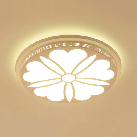 Acrylic Flower LED Flushmount Light Modern Pretty Ceiling Light in White for Dining Room Bedroom White C Clearhalo 'Ceiling Lights' 'Close To Ceiling Lights' 'Close to ceiling' 'Flush mount' Lighting' 71491