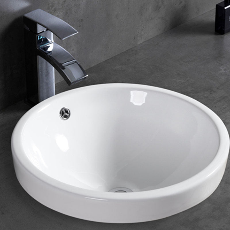 Contemporary Bathroom Sink with Overflow Porcelain Round Vessel Bathroom Sink Only Clearhalo 'Bathroom Remodel & Bathroom Fixtures' 'Bathroom Sinks & Faucet Components' 'Bathroom Sinks' 'bathroom_sink' 'Home Improvement' 'home_improvement' 'home_improvement_bathroom_sink' 7195985