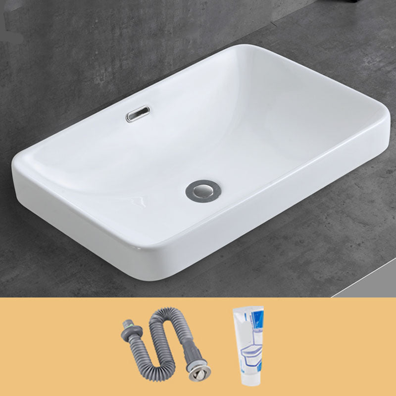 Contemporary Bathroom Sink with Overflow Porcelain Round Vessel Bathroom Sink Only 22"L x 15"W x 6"H Clearhalo 'Bathroom Remodel & Bathroom Fixtures' 'Bathroom Sinks & Faucet Components' 'Bathroom Sinks' 'bathroom_sink' 'Home Improvement' 'home_improvement' 'home_improvement_bathroom_sink' 7195993