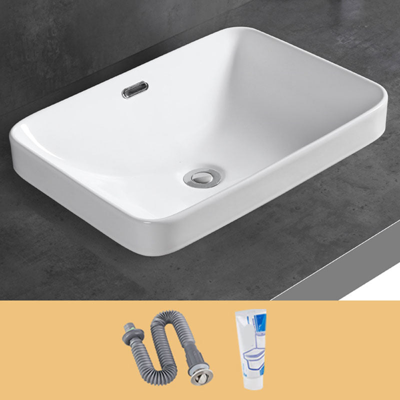 Contemporary Bathroom Sink with Overflow Porcelain Round Vessel Bathroom Sink Only 20"L x 14"W x 7"H Clearhalo 'Bathroom Remodel & Bathroom Fixtures' 'Bathroom Sinks & Faucet Components' 'Bathroom Sinks' 'bathroom_sink' 'Home Improvement' 'home_improvement' 'home_improvement_bathroom_sink' 7195995