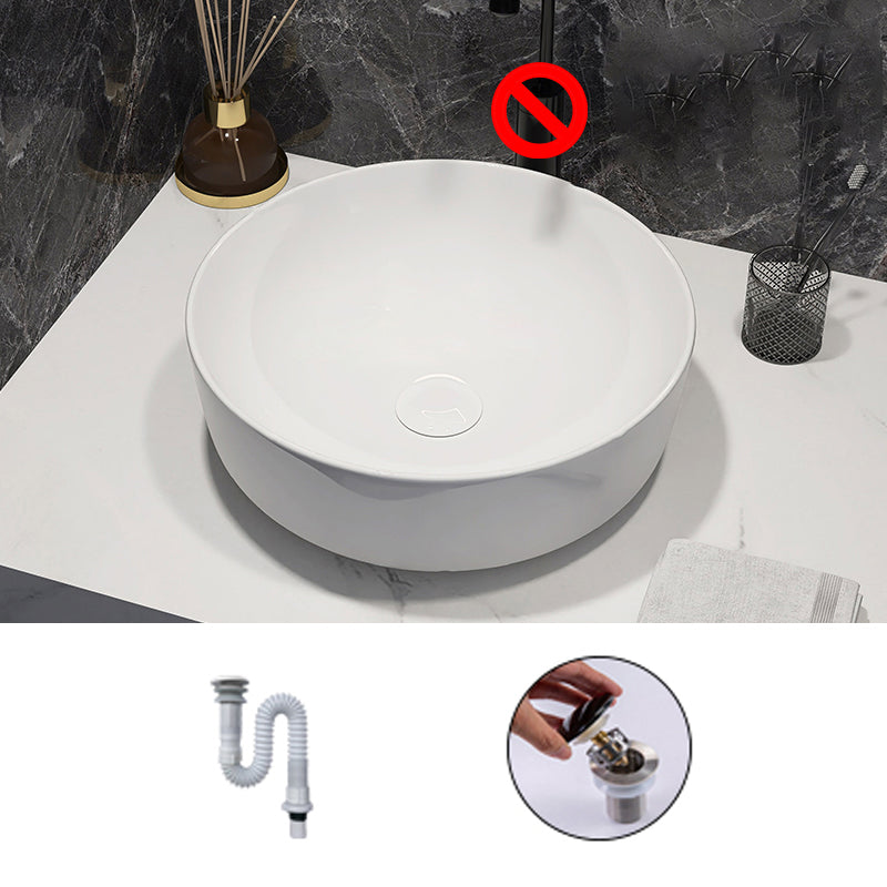 Modern Style Vessel Bathroom Sink Round Ceramic Vessel Bathroom Sink in White 16.3"L x 16.3"W x 5.1"H Sink Unavailable Clearhalo 'Bathroom Remodel & Bathroom Fixtures' 'Bathroom Sinks & Faucet Components' 'Bathroom Sinks' 'bathroom_sink' 'Home Improvement' 'home_improvement' 'home_improvement_bathroom_sink' 7196126