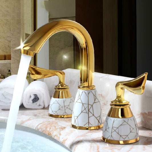 Deck Mounted Roman Tub Faucet Low Arc Bronze Roman Tub Faucet Set Clearhalo 'Bathroom Remodel & Bathroom Fixtures' 'Bathtub Faucets' 'bathtub_faucets' 'Home Improvement' 'home_improvement' 'home_improvement_bathtub_faucets' 7196599