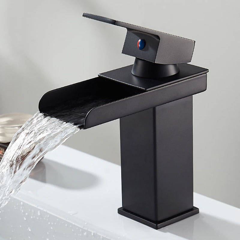 Waterfall Spout Vessel Sink Faucet Single Handle Square Faucet Noir 7" Moderne Clearhalo 'Accueil' 'Amélioration Domiciliaire' 'bathroom_sink_faucets' 'Ensembles de Lavabo & de Robinet de Toilette' 'home_improvement' 'home_improvement_bathroom_sink_faucets' 'Robinet de Lavabo de Salle de Bain' 'Rénovation et Équipement de Salle de Bain' 7205870