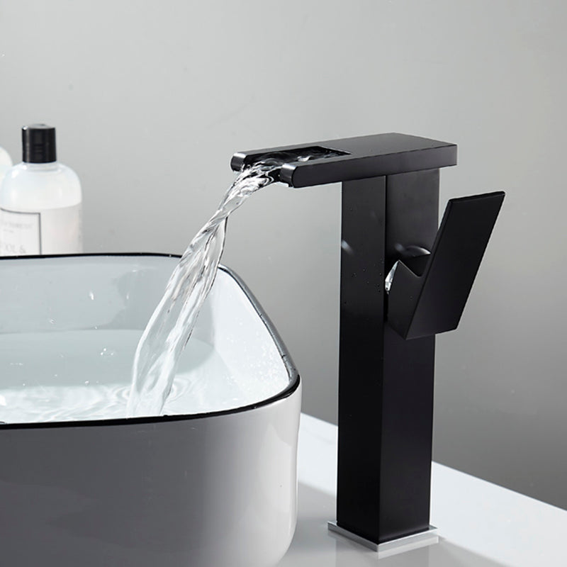 Waterfall Spout Vessel Sink Faucet Single Handle Square Faucet Noir 9.4" Moderne Clearhalo 'Accueil' 'Amélioration Domiciliaire' 'bathroom_sink_faucets' 'Ensembles de Lavabo & de Robinet de Toilette' 'home_improvement' 'home_improvement_bathroom_sink_faucets' 'Robinet de Lavabo de Salle de Bain' 'Rénovation et Équipement de Salle de Bain' 7205882