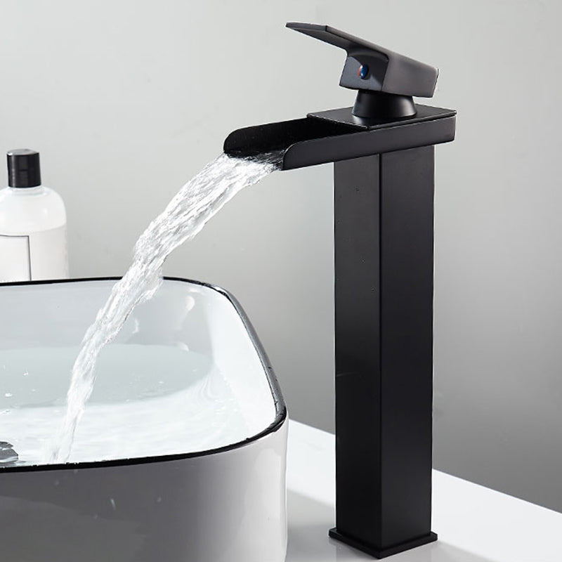 Waterfall Spout Vessel Sink Faucet Single Handle Square Faucet Noir 11.4" Moderne Clearhalo 'Accueil' 'Amélioration Domiciliaire' 'bathroom_sink_faucets' 'Ensembles de Lavabo & de Robinet de Toilette' 'home_improvement' 'home_improvement_bathroom_sink_faucets' 'Robinet de Lavabo de Salle de Bain' 'Rénovation et Équipement de Salle de Bain' 7205884