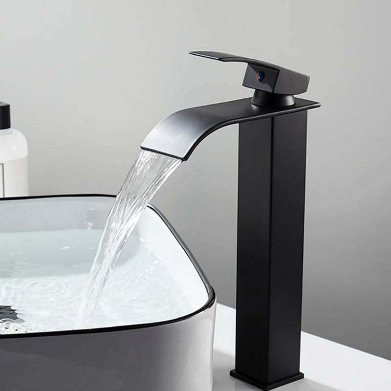 Waterfall Spout Vessel Sink Faucet Single Handle Square Faucet Noir 11.8" Moderne Clearhalo 'Accueil' 'Amélioration Domiciliaire' 'bathroom_sink_faucets' 'Ensembles de Lavabo & de Robinet de Toilette' 'home_improvement' 'home_improvement_bathroom_sink_faucets' 'Robinet de Lavabo de Salle de Bain' 'Rénovation et Équipement de Salle de Bain' 7205887