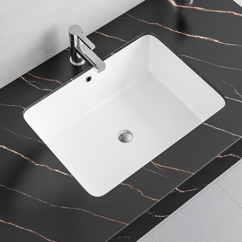 Undermount Bathroom Sink Modern Style Overflow Hole Design Ceramic Bathroom Sink Clearhalo 'Bathroom Remodel & Bathroom Fixtures' 'Bathroom Sinks & Faucet Components' 'Bathroom Sinks' 'bathroom_sink' 'Home Improvement' 'home_improvement' 'home_improvement_bathroom_sink' 7206056