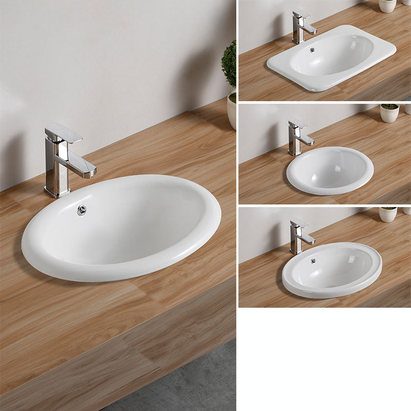 Contemporary Bathroom Sink with Pop-Up Drain Porcelain Oval-Shape Undermount Bathroom Sink Clearhalo 'Bathroom Remodel & Bathroom Fixtures' 'Bathroom Sinks & Faucet Components' 'Bathroom Sinks' 'bathroom_sink' 'Home Improvement' 'home_improvement' 'home_improvement_bathroom_sink' 7208884