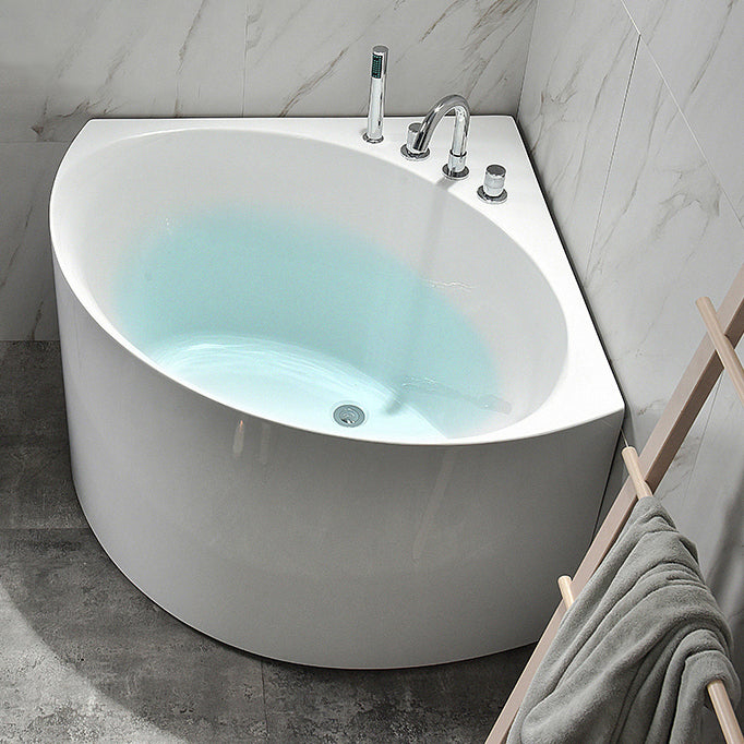 Back to Wall Bathtub Antique Finish Soaking Modern Corner Bath Tub Clearhalo 'Bathroom Remodel & Bathroom Fixtures' 'Bathtubs' 'Home Improvement' 'home_improvement' 'home_improvement_bathtubs' 'Showers & Bathtubs' 7254612