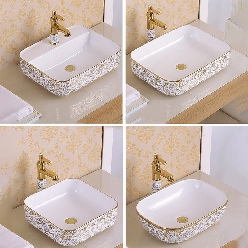 Traditional Vessel Sink Oval Porcelain with Pop-Up Drain Vessel Lavatory Sink Clearhalo 'Bathroom Remodel & Bathroom Fixtures' 'Bathroom Sinks & Faucet Components' 'Bathroom Sinks' 'bathroom_sink' 'Home Improvement' 'home_improvement' 'home_improvement_bathroom_sink' 7260196