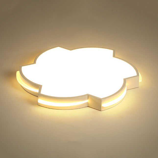 Balcony Bedroom Floral Ceiling Lamp Acrylic Modern Lovely White LED Flush Mount Light White Warm Clearhalo 'Ceiling Lights' 'Close To Ceiling Lights' 'Close to ceiling' 'Flush mount' Lighting' 72666