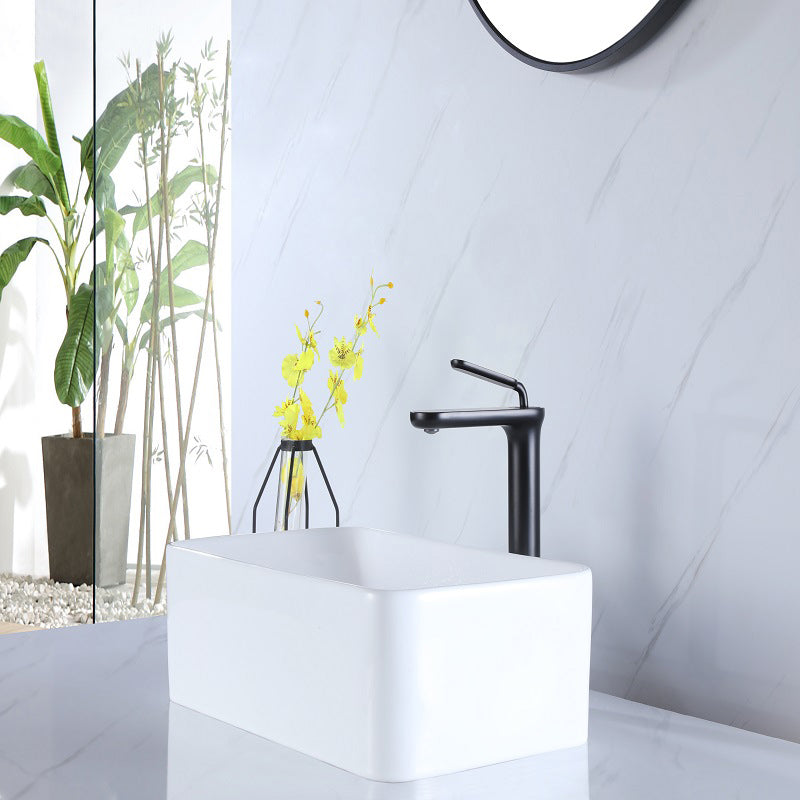 Square Single Hole Sink Faucet Low Arc Bathroom Brass Sink Faucet Clearhalo 'Bathroom Remodel & Bathroom Fixtures' 'Bathroom Sink Faucets' 'Bathroom Sinks & Faucet Components' 'bathroom_sink_faucets' 'Home Improvement' 'home_improvement' 'home_improvement_bathroom_sink_faucets' 7286852