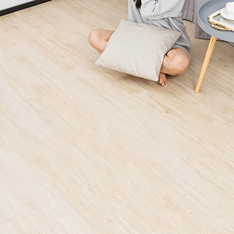 Peel and Stick PVC Flooring Smooth Wood Look Vinyl Flooring for Living Room Light Brown Clearhalo 'Flooring 'Home Improvement' 'home_improvement' 'home_improvement_vinyl_flooring' 'Vinyl Flooring' 'vinyl_flooring' Walls and Ceiling' 7291945