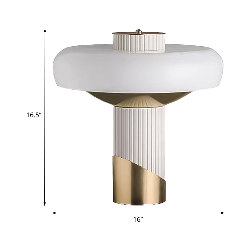 Mushroom Table Lighting Modern Metallic LED Bedroom Small Desk Lamp in White and Gold Clearhalo 'Lamps' 'Table Lamps' Lighting' 730818