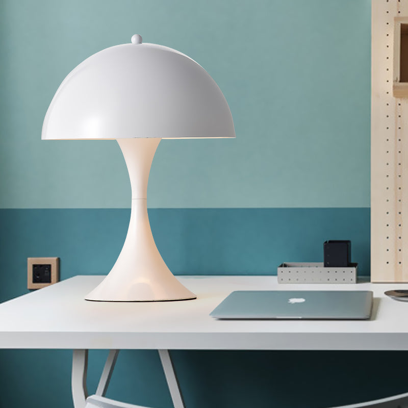 White/Black Finish Mushroom Night Table Light Modern 1 Light Metal Creative Desk Lamp for Living Room Clearhalo 'Lamps' 'Table Lamps' Lighting' 730856