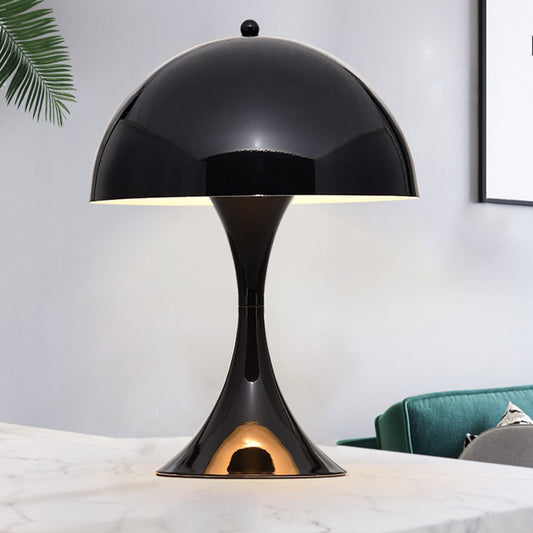 White/Black Finish Mushroom Night Table Light Modern 1 Light Metal Creative Desk Lamp for Living Room Black Clearhalo 'Lamps' 'Table Lamps' Lighting' 730860