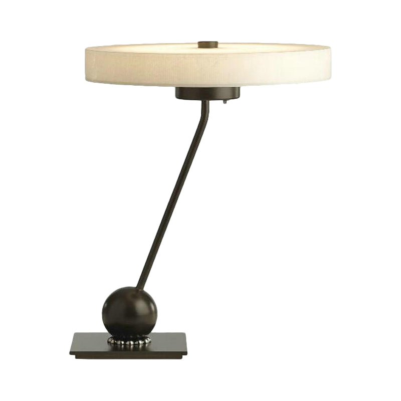 Black and White Finish Round Desk Lighting Modern Nordic 1-Head Metallic Table Lamp Clearhalo 'Lamps' 'Table Lamps' Lighting' 731046