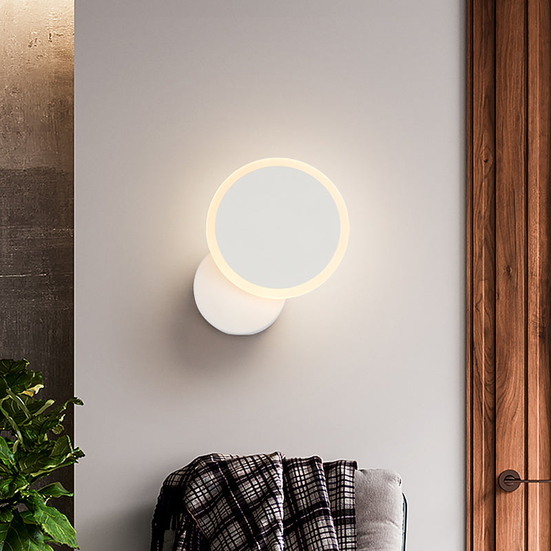 White/Black Round Wall Light Sconce Minimalist LED Acrylic Wall Mounted Lamp Fixture in Warm/White Light Clearhalo 'Modern wall lights' 'Modern' 'Wall Lamps & Sconces' 'Wall Lights' Lighting' 731724