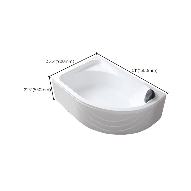 Modern White Corner Bath Acrylic Center-Back Soaking Bathtub Clearhalo 'Bathroom Remodel & Bathroom Fixtures' 'Bathtubs' 'Home Improvement' 'home_improvement' 'home_improvement_bathtubs' 'Showers & Bathtubs' 7319794