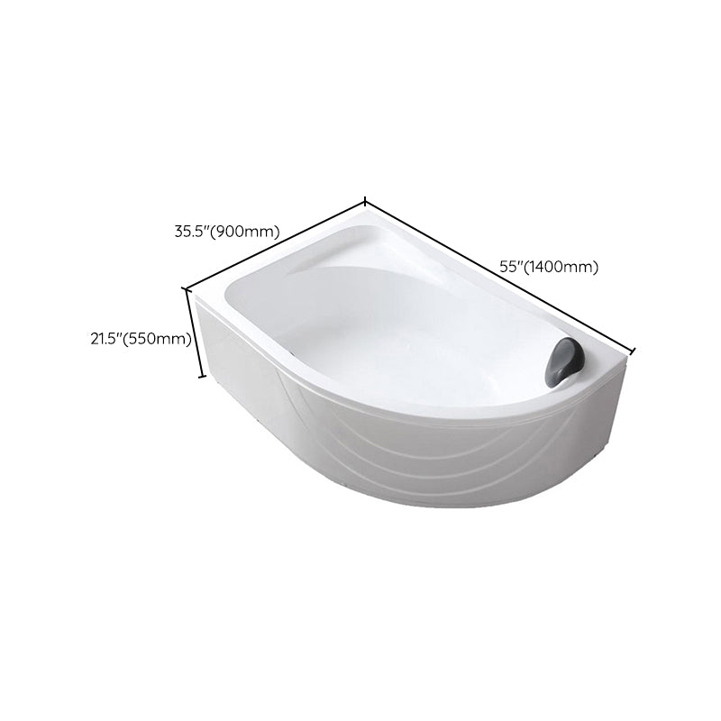 Modern White Corner Bath Acrylic Center-Back Soaking Bathtub Clearhalo 'Bathroom Remodel & Bathroom Fixtures' 'Bathtubs' 'Home Improvement' 'home_improvement' 'home_improvement_bathtubs' 'Showers & Bathtubs' 7319795