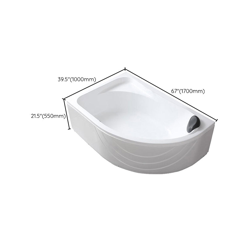 Modern White Corner Bath Acrylic Center-Back Soaking Bathtub Clearhalo 'Bathroom Remodel & Bathroom Fixtures' 'Bathtubs' 'Home Improvement' 'home_improvement' 'home_improvement_bathtubs' 'Showers & Bathtubs' 7319798