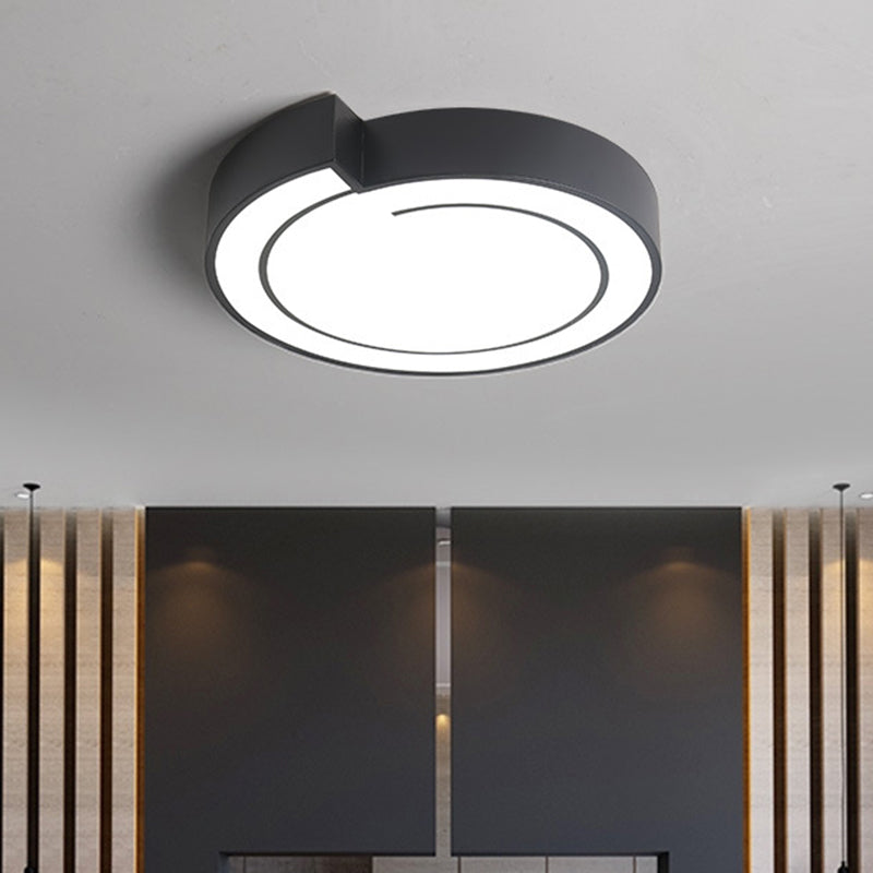 White/Black Round Ceiling Flush Minimalist 18"/21.5" W LED Metal Flush Mount Fixture in Warm/White Light Clearhalo 'Ceiling Lights' 'Close To Ceiling Lights' 'Close to ceiling' 'Flush mount' Lighting' 732080