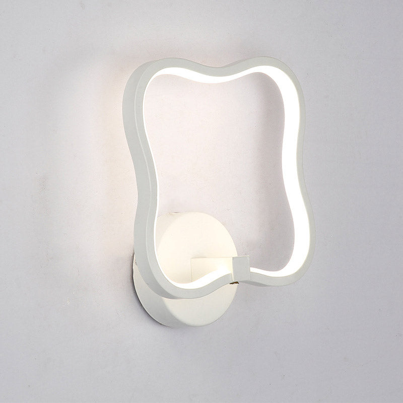 White Curved Square Wall Lighting Minimalist LED Acrylic Wall Mount Sconce in White/Warm Light White Clearhalo 'Modern wall lights' 'Modern' 'Wall Lamps & Sconces' 'Wall Lights' Lighting' 732583