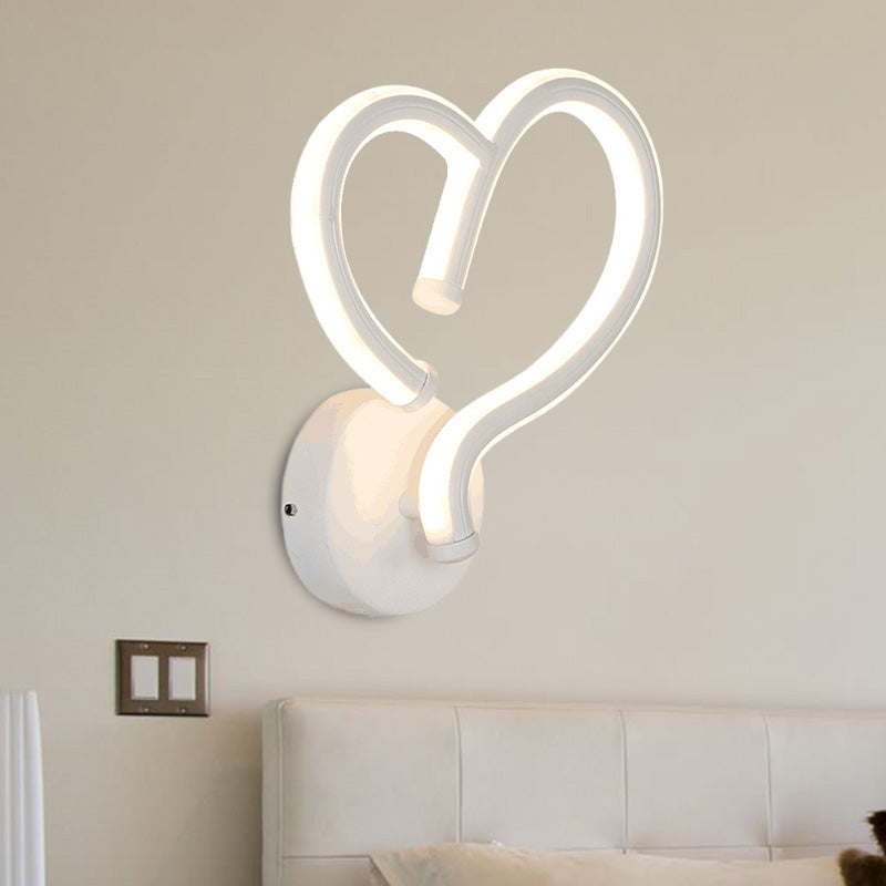 Acrylic Heart Shape Wall Light Fixture Contemporary LED White Wall Sconce Lamp in Warm/White Light White Clearhalo 'Modern wall lights' 'Modern' 'Wall Lamps & Sconces' 'Wall Lights' Lighting' 732608