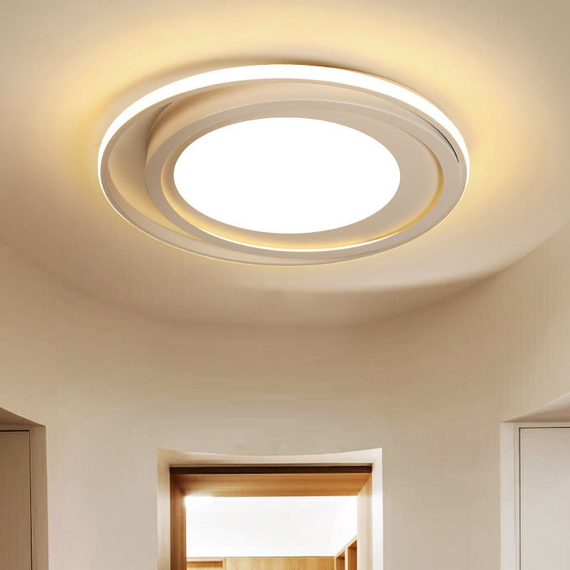 Acrylic Round Flush Lighting Modern LED Flush Mount in White/Black for Bedroom, White/Warm Light White Clearhalo 'Ceiling Lights' 'Close To Ceiling Lights' 'Close to ceiling' 'Flush mount' Lighting' 732705